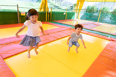 Trampoline